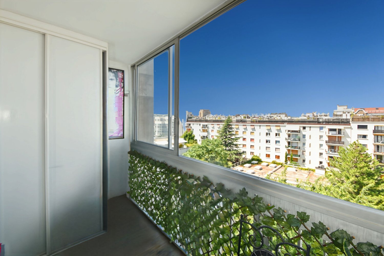 Студия в Булонь-Бийанкур, Франция № 362686