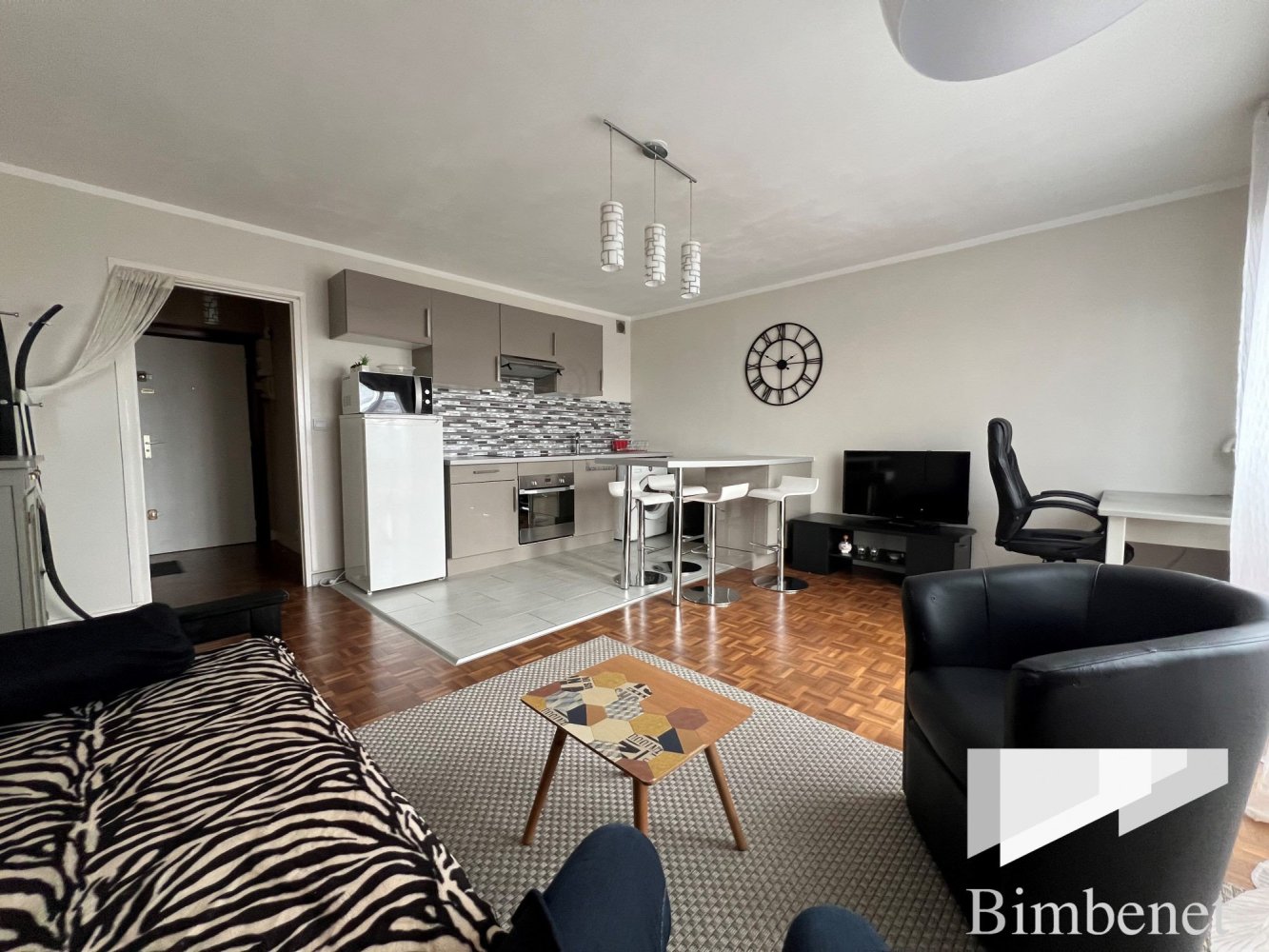 Studio in Orleans, France No. 93904