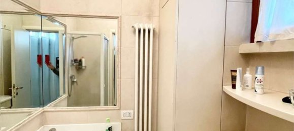 Casa de 4 divisões em Seveso, Italy N.º 25151 18