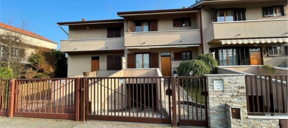 Casa de 4 divisões em Seveso, Italy N.º 25151 24