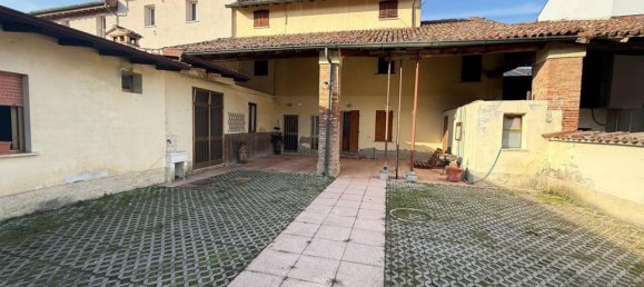 Дом с 6 комнатами в Крема, Италия № 143581 18