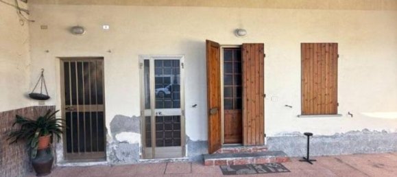 Дом с 6 комнатами в Крема, Италия № 143581 16