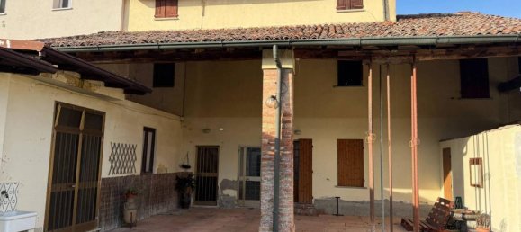 Дом с 6 комнатами в Крема, Италия № 143581 8