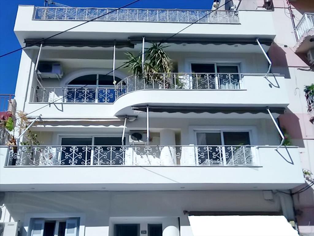 200 m² propiedad comercial en venta en Piraeus, Attica, Greece № 5330