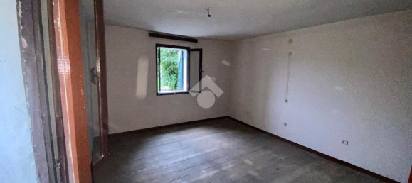 Casa de 6 habitaciónes en Pordenone, Italy No. 17641 7