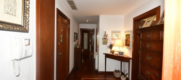 4 bedrooms Apartment in Matosinhos, Portugal No. 140597 7