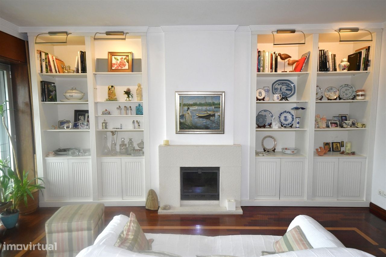 4 bedrooms Apartment in Matosinhos, Portugal No. 140597