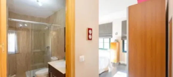 4 bedrooms House in Jun, Spain No. 94794 17