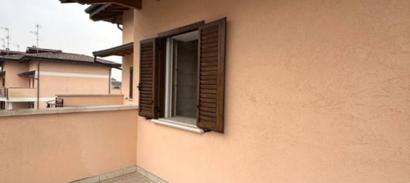 2 bedrooms House in Novara, Italy No. 229535 6