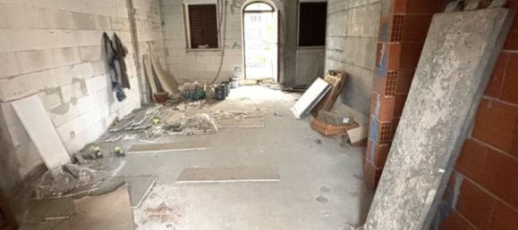 2 bedrooms House in Novara, Italy No. 229535 10