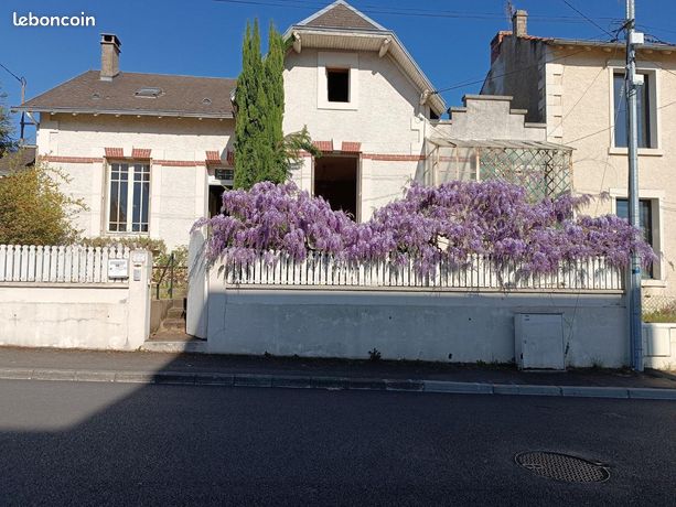 Casa de 4 dormitorios en Niort, France No. 305719