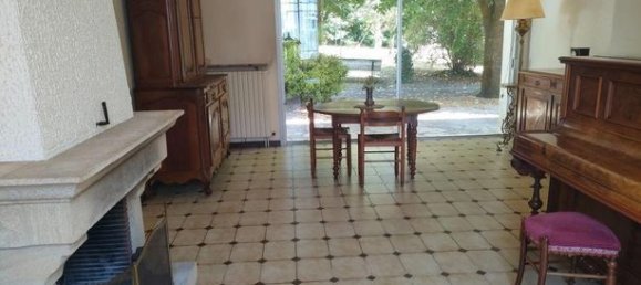 Casa de 4 dormitorios en Niort, France No. 305719 4