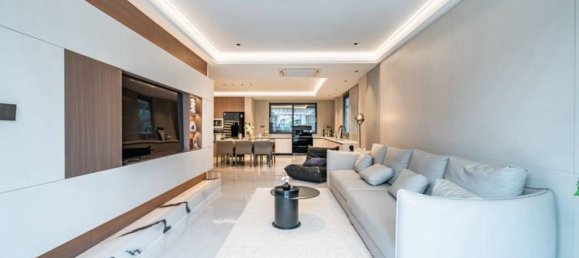 6 bedrooms House in Pattaya, Thailand No. 61710 2