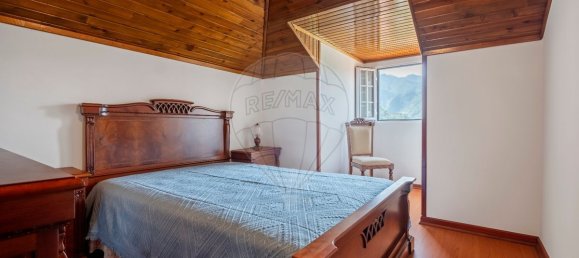 3 bedrooms House in Santana, Portugal No. 27103 30