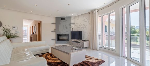 3 bedrooms House in Santana, Portugal No. 27103 4