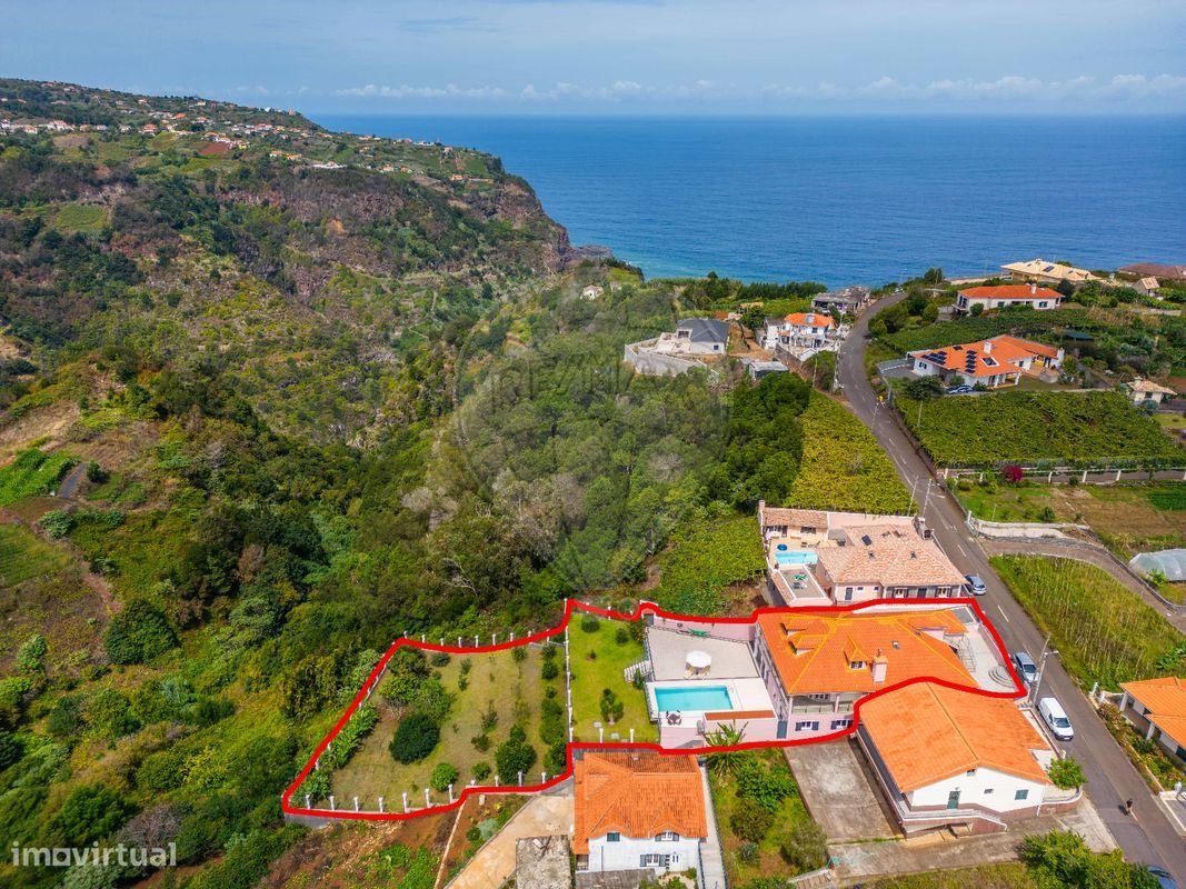 3 bedrooms House in Santana, Portugal No. 27103