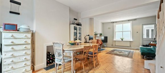 3 bedrooms House in London, United Kingdom No. 3692 2