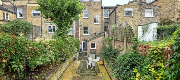 3 bedrooms House in London, United Kingdom No. 3692 4