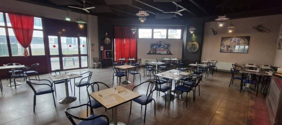 Коммерческая недвижимость с 4 комнатами в Монкальери, Италия № 16697 6