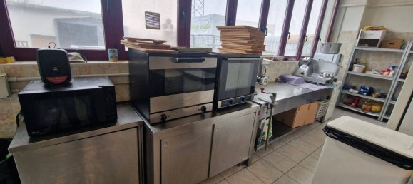 Коммерческая недвижимость с 4 комнатами в Монкальери, Италия № 16697 13