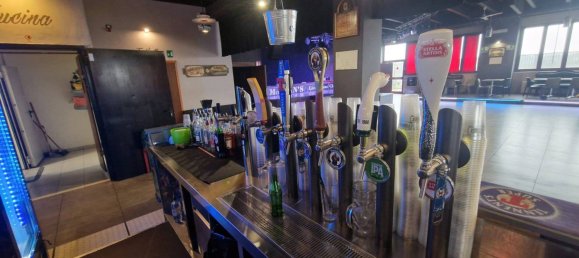 Коммерческая недвижимость с 4 комнатами в Монкальери, Италия № 16697 11