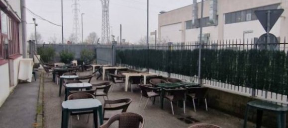 Коммерческая недвижимость с 4 комнатами в Монкальери, Италия № 16697 2