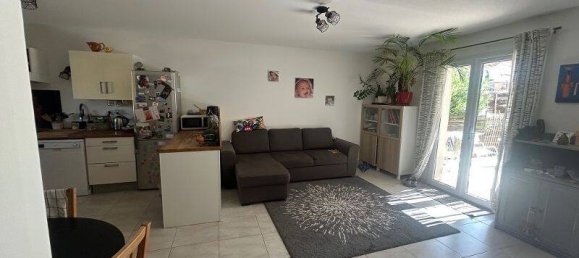 2 bedrooms House in Pertuis, France No. 363271 5