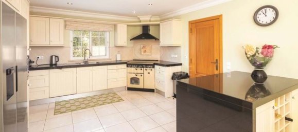 4 Schlafzimmer Villa in Lagoa, Portugal, Nr. 117657 13