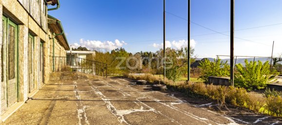 9 bedrooms House in Guimaraes, Portugal No. 33599 11