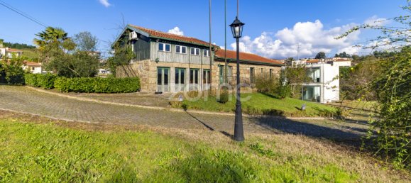 9 bedrooms House in Guimaraes, Portugal No. 33599 10