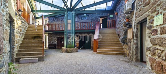 9 bedrooms House in Guimaraes, Portugal No. 33599 30