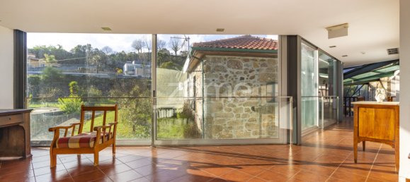 9 bedrooms House in Guimaraes, Portugal No. 33599 43