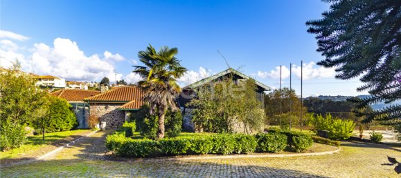 9 bedrooms House in Guimaraes, Portugal No. 33599 4