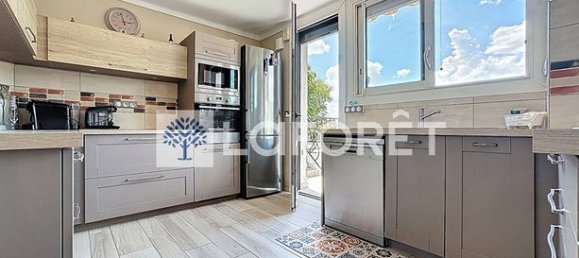 5 Schlafzimmer Haus in Deux-Sevres, France, Nr. 307768 20