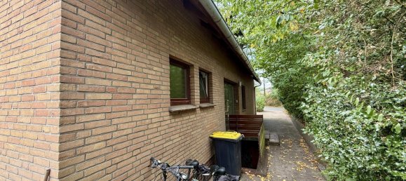 7 rooms Townhouse in Oldenburg, Germany No. 281444 5