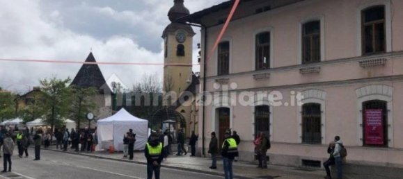 1غرفة عقار تجاري في Udine, Italy رقم 67349 11