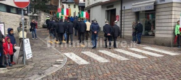 1غرفة عقار تجاري في Udine, Italy رقم 67349 9