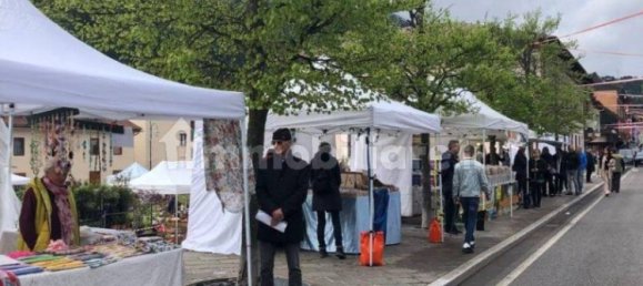 1غرفة عقار تجاري في Udine, Italy رقم 67349 8