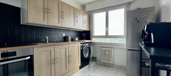 1 bedroom Apartment in Tourcoing, France No. 349124 2