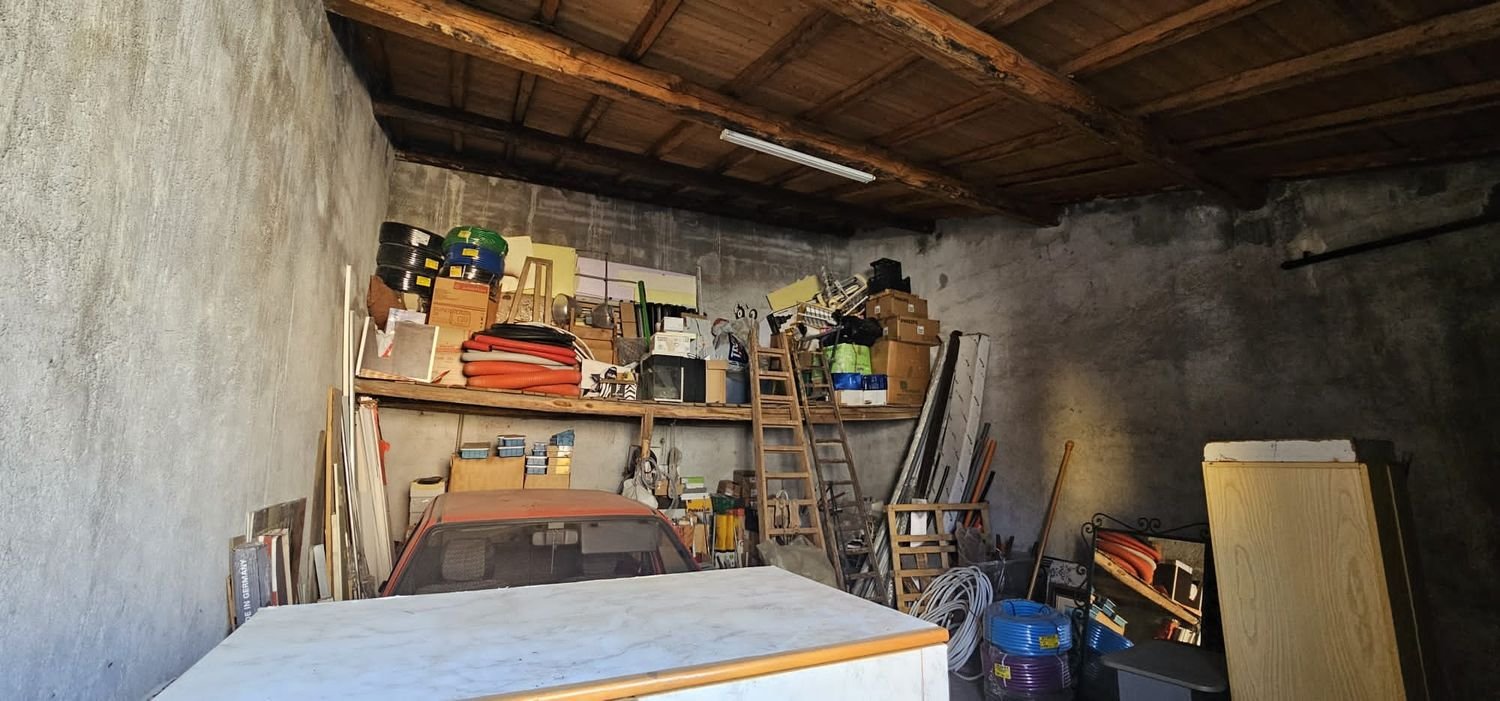 Garage in Pedara, Italy 40m², Nr. 227685
