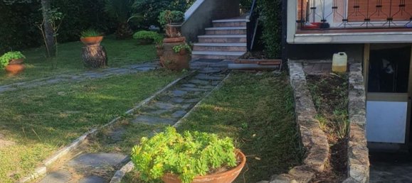 5 rooms House in Carrara, Italy No. 45788 30