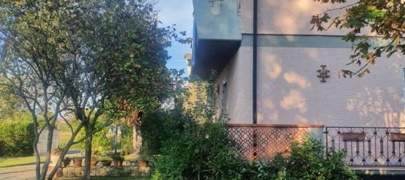 5 rooms House in Carrara, Italy No. 45788 29