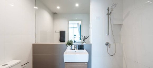 3 Schlafzimmer Stadthaus in Lat Phrao, Thailand, Nr. 20492 8