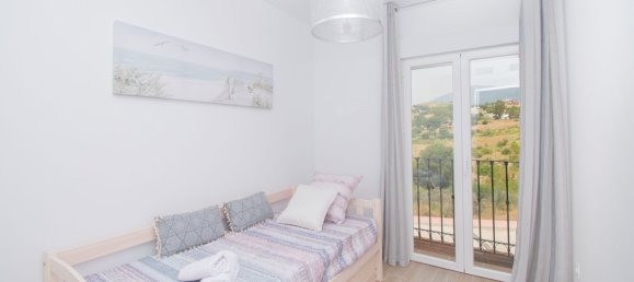 3 bedrooms Townhouse in Malaga, Spain No. 20551 5