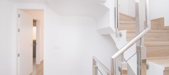 3 bedrooms Townhouse in Malaga, Spain No. 20551 6