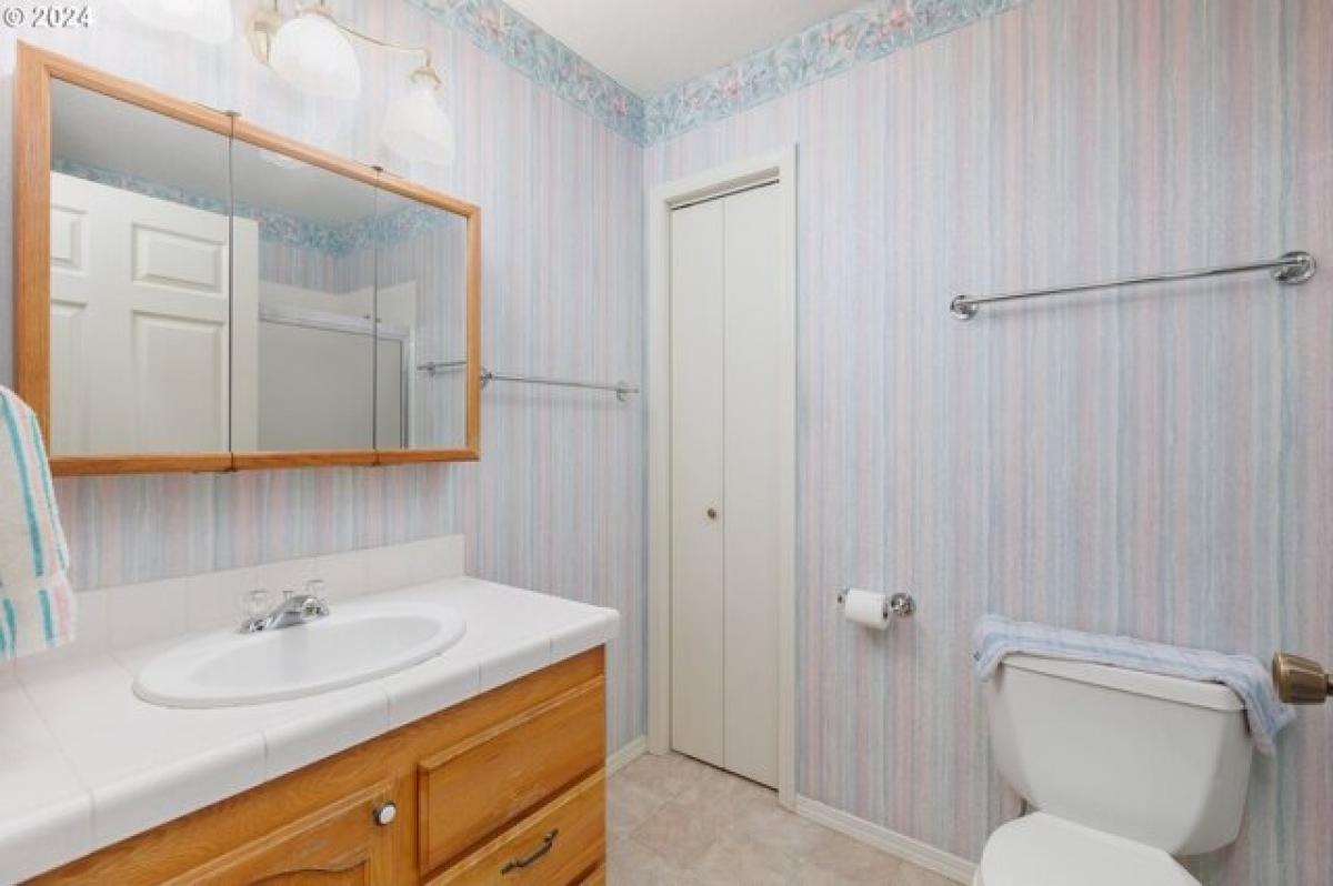 6 bedrooms House in Toledo, USA No. 390234