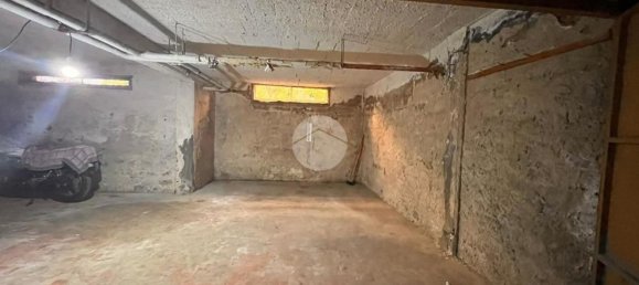 مرآب في Torre del Greco, Italy 40متر مربع رقم 185838 5