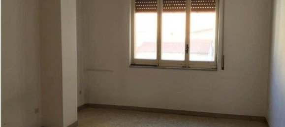 7 rooms Apartment in Casoria, Italy No. 171467 9