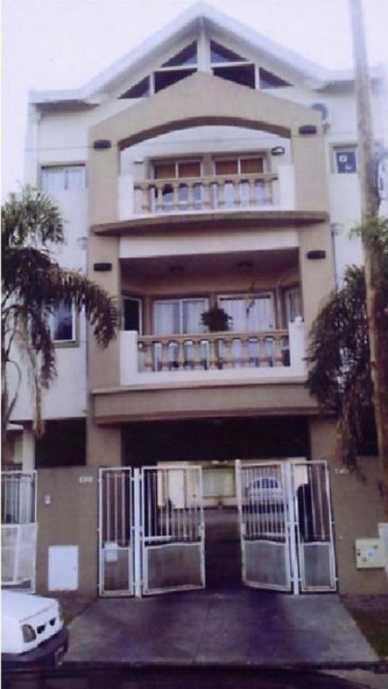 Casa T2 em Tres de Febrero, Argentina N.º 91717