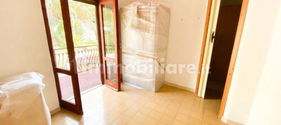 2 bedrooms House in Roccagloriosa, Italy No. 28173 10